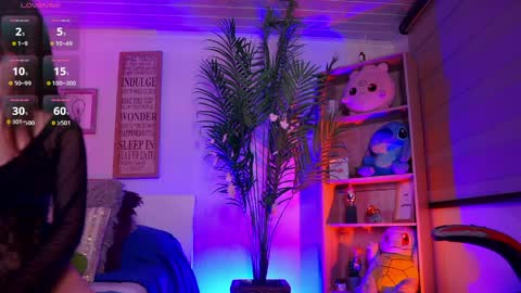 dakotaa online show from April 8, 4:10 pm