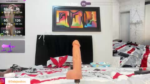 Snapshot of dalejandrov chatting on October 22, 10:44 pm online show from October 22, 10:44 pm