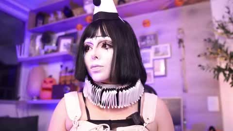 Dalia Morgan online show from November 3, 10:55 pm