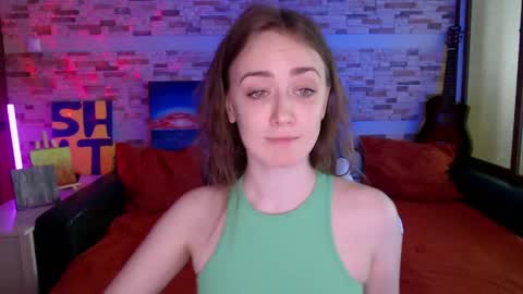 Dalia  online show from May 21, 11:06 am