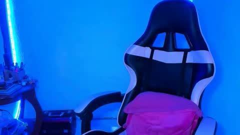 Dalia April online show from February 26, 5:00 am