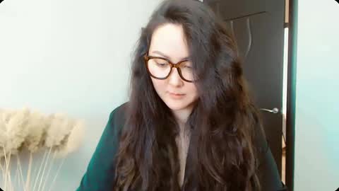 Dali online show from November 16, 6:04 am