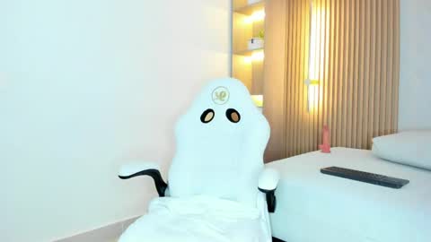 dalila sette online show from April 25, 1:41 pm