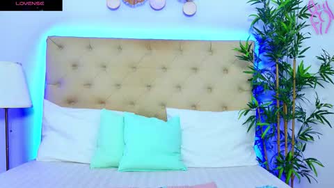 daliyaa_ online show from October 29, 1:13 pm