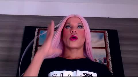Snapshot of damara_ochoa chatting on September 24, 5:03 am online show from September 24, 5:03 am