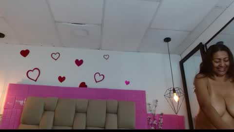 damaryleon online show from November 12, 8:11 pm