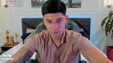 DAMIAN online show from February 16, 1:20 pm