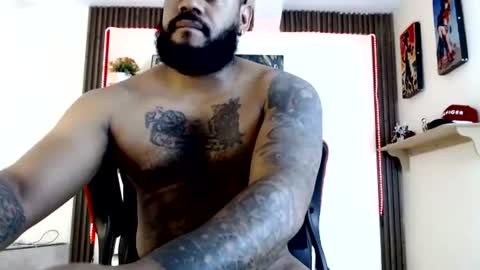 damian64436171 online show from July 9, 6:01 pm