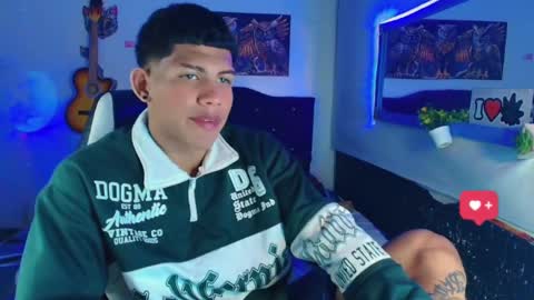 Damian online show from February 8, 8:52 am