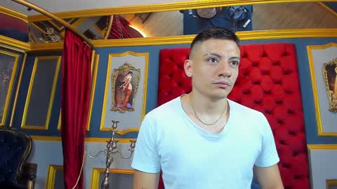 Damian Phill online show from February 2, 7:35 pm