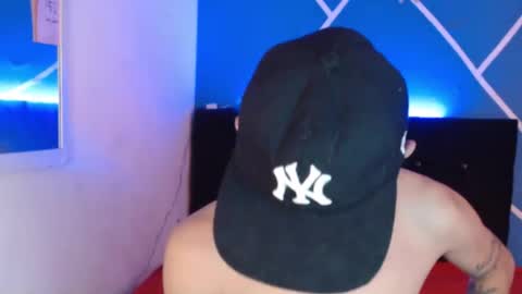 damiansexyboy69 online show from November 20, 3:09 pm