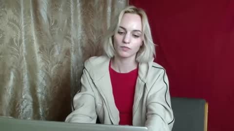 Dana online show from February 21, 7:54 pm