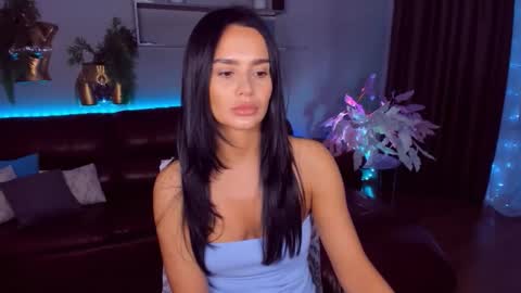 DanaMiers online show from April 14, 4:27 am