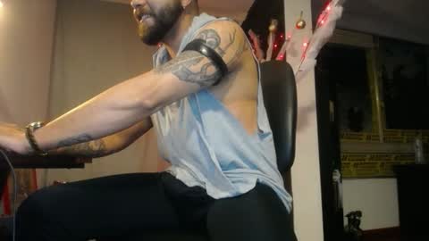 danbury online show from December 16, 12:18 am