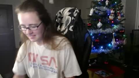 Snapshot of dancingcanadian chatting on December 21, 2:52 am DancingCanadian online show from December 21, 2:52 am