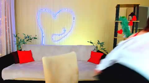 Olivia online show from June 29, 4:09 am