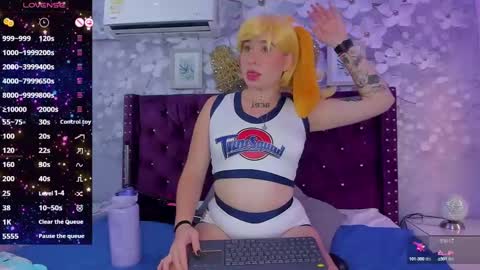 Daniela online show from February 20, 2:02 pm