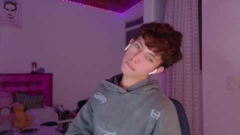 Dani Dancer online show from March 7, 12:10 am