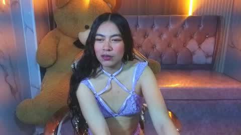 dania_b_ online show from October 3, 3:59 am