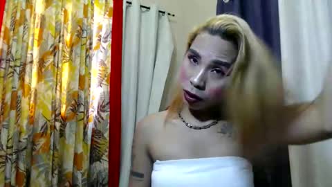 daniela_mondragon online show from February 3, 6:22 am