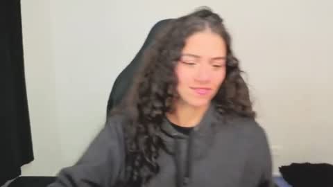 daniela_rivasthl online show from June 26, 6:41 am