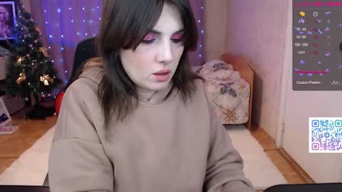 Daniela Cooper online show from January 5, 6:00 pm