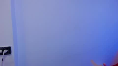 danielajall  independent online show from March 26, 3:01 am