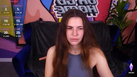 danielareign online show from November 15, 8:05 am