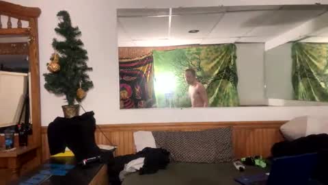 Daniel online show from December 14, 9:37 am