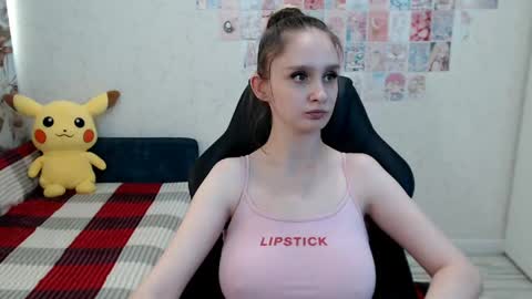 Daniella Martin online show from May 8, 10:43 am