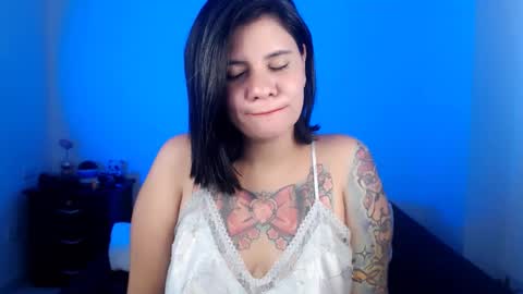 Snapshot of daniellerain chatting on January 10, 4:12 am daniellerain online show from January 10, 4:12 am