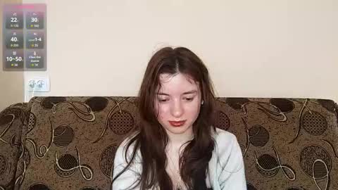 Mia online show from March 6, 8:13 am