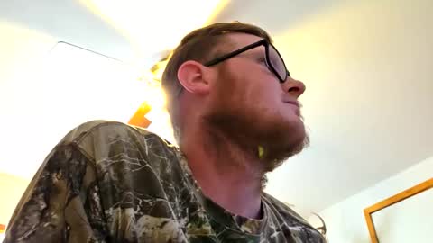 Daniel    y. online show from March 23, 7:08 pm