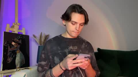 danieltuckerr online show from February 6, 10:45 pm