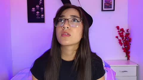 daniela online show from April 16, 2:55 am