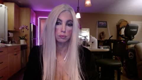 DanikaWhite69 online show from October 22, 10:07 am