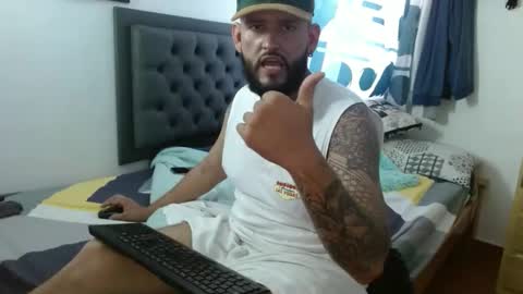 daniloh_xxx online show from February 22, 5:59 pm
