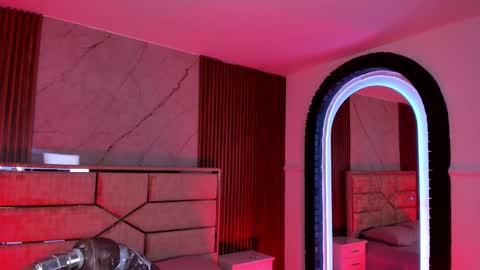 Dani Phonenix online show from November 5, 7:27 pm