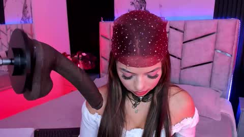 Dani Phonenix online show from November 1, 5:23 pm