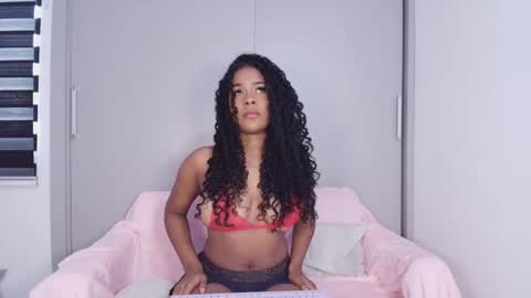 danisha_velvet online show from March 5, 7:56 pm