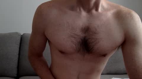 Snapshot of danishguysdicks chatting on September 17, 10:52 am Buzzy online show from September 17, 10:52 am