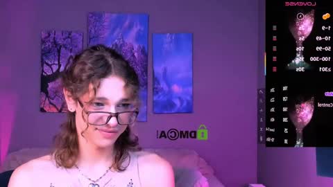 Snapshot of dann_foxy chatting on October 8, 9:37 am dann foxy online show from October 8, 9:37 am