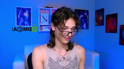 Snapshot of dann_foxy chatting on October 10, 9:15 am dann foxy online show from October 10, 9:15 am