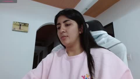 Danna online show from March 7, 9:06 pm