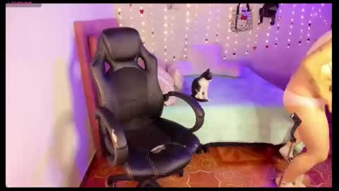 danna_wry online show from March 14, 7:01 am