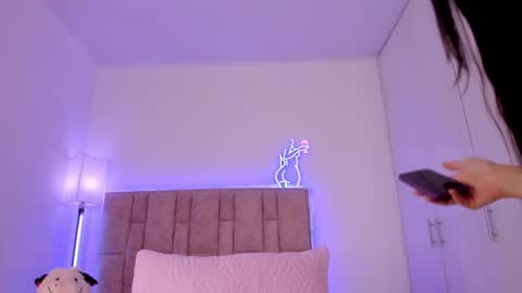 danna  online show from February 16, 12:41 am