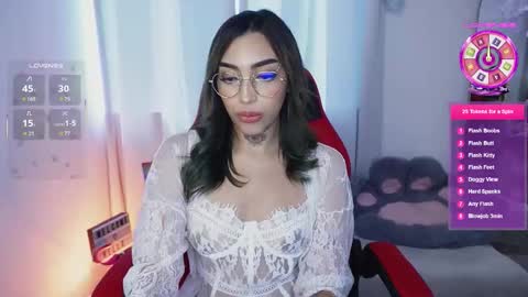    online show from November 2, 7:25 pm