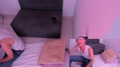 danny_and_lara online show from October 16, 11:25 pm