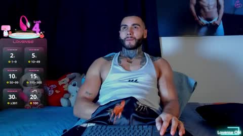 Danny Willson online show from June 5, 2:18 am