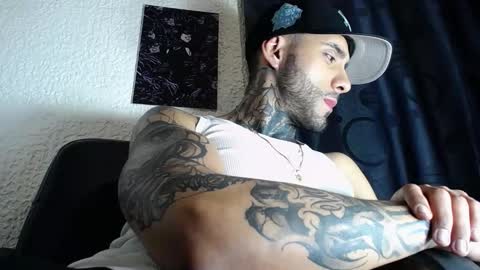 dante_d_angelo_ online show from November 25, 5:39 am